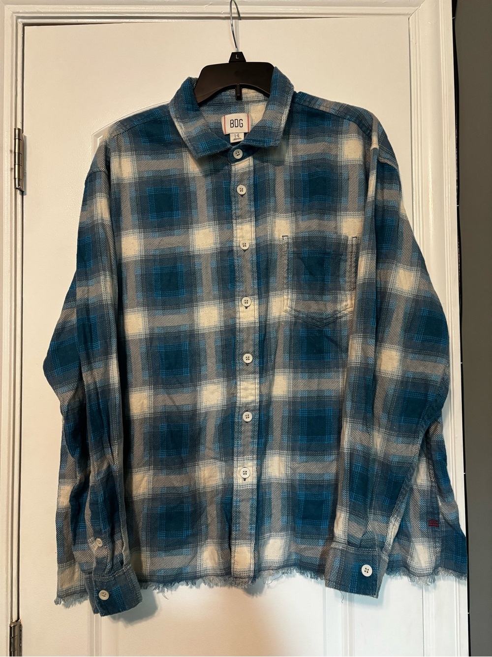 BDG Urban Outfitters Blue Plaid Button-Up Shirt Size Large
